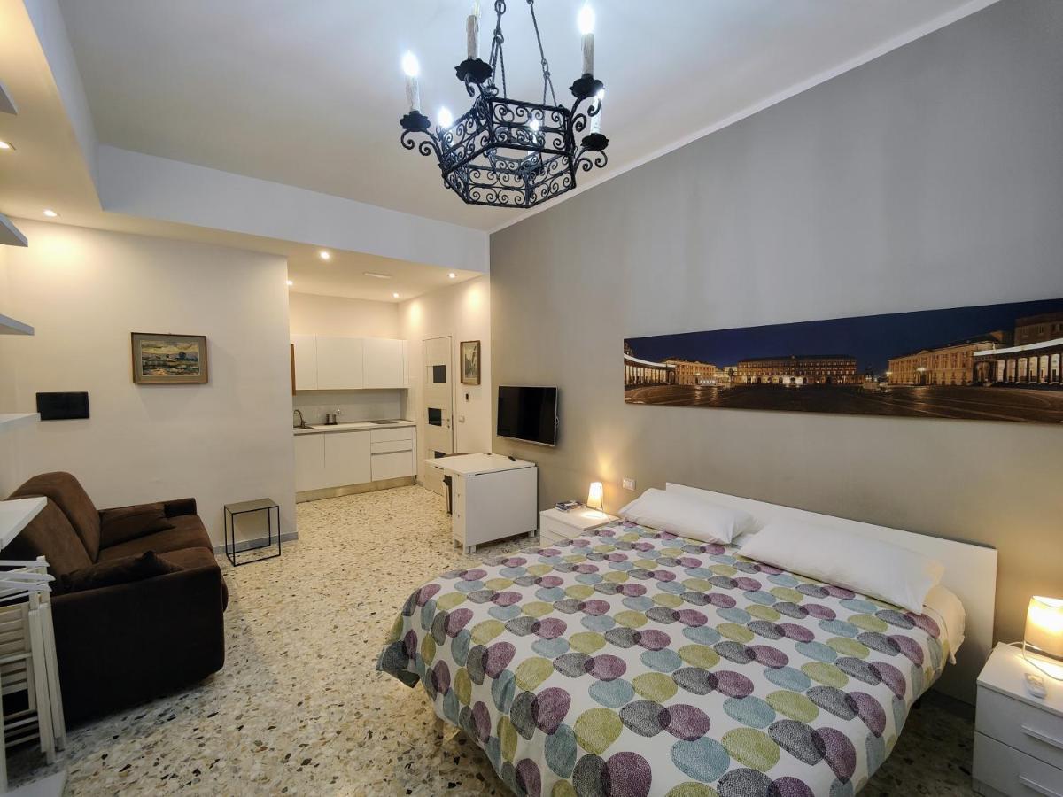 Ferienwohnung La Dimora Dell'Avvocato Neapel Exterior foto
