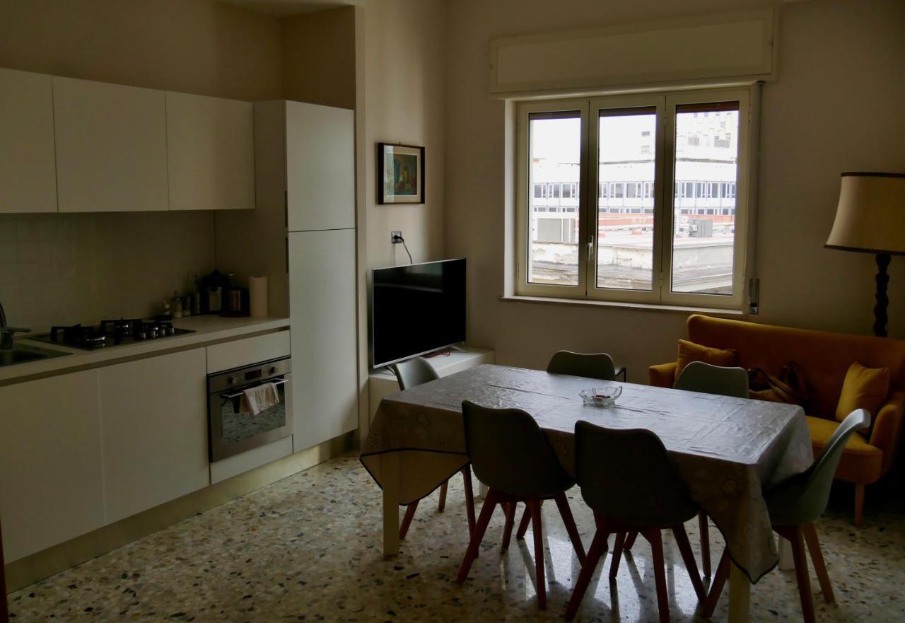 Ferienwohnung La Dimora Dell'Avvocato Neapel Exterior foto