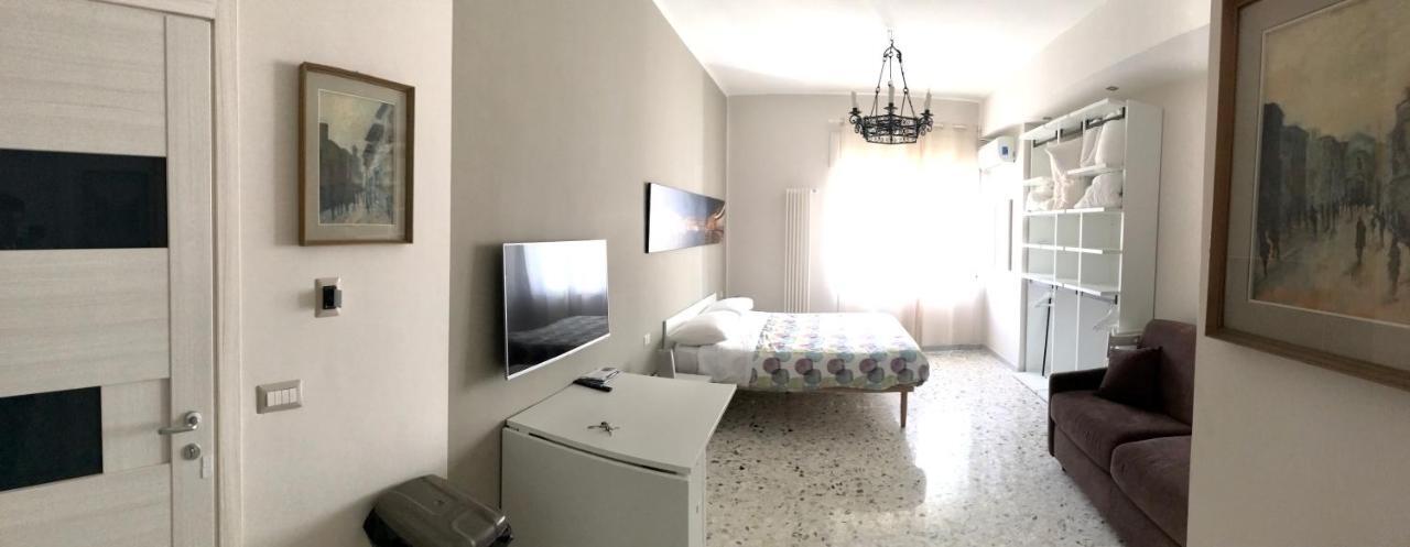 Ferienwohnung La Dimora Dell'Avvocato Neapel Exterior foto